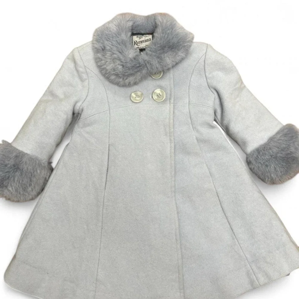 Vintage Light blue Rothschild wool coat with faux fur collar and cuffs size 3T